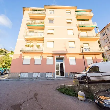 Castelletto - Appartamento+p. Auto : La Funicolare Appartement *